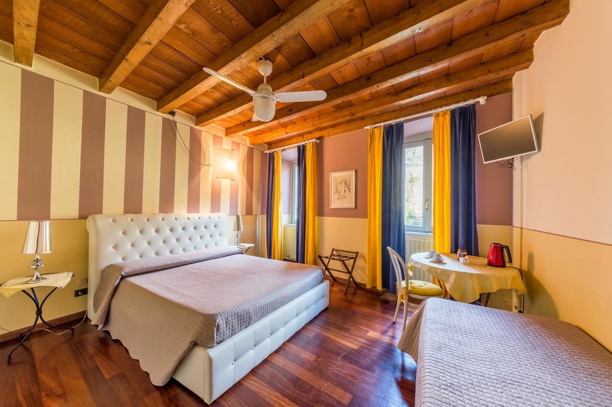 Ca Rossa Bed & Breakfast 2*